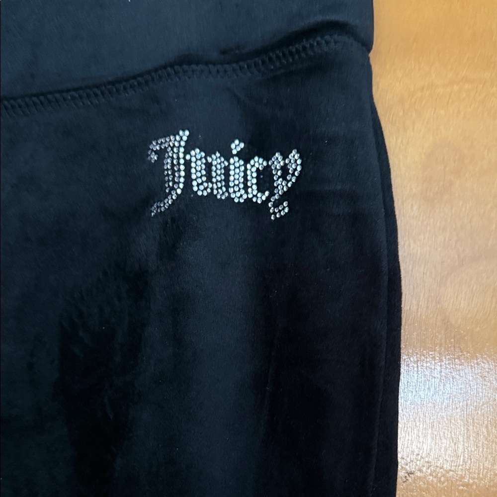 NWOT Juicy Couture Black Velour Set - pants - medium top - large - NEVER WORN - Picture 6 of 9